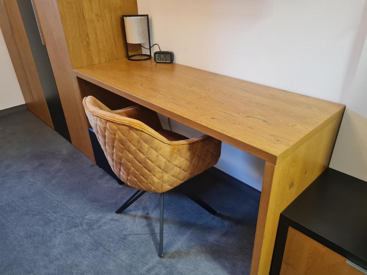 Snowland Apartmany Valča Eksteriør bilde