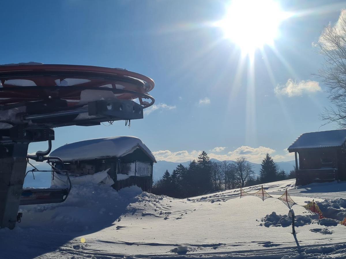 Snowland Apartmany Valča Eksteriør bilde