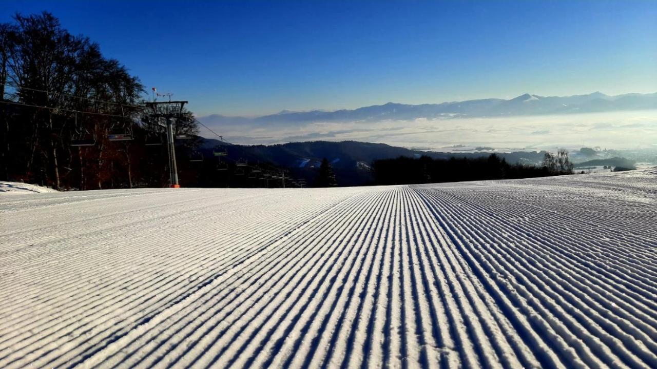 Snowland Apartmany Valča Eksteriør bilde